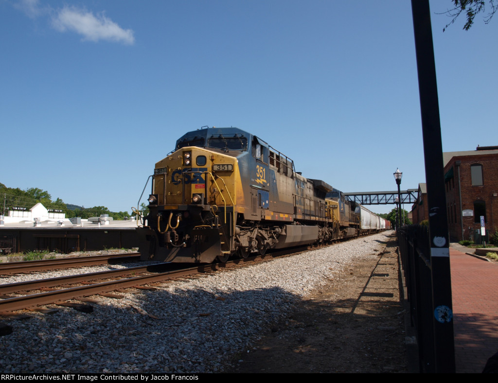 CSX 351